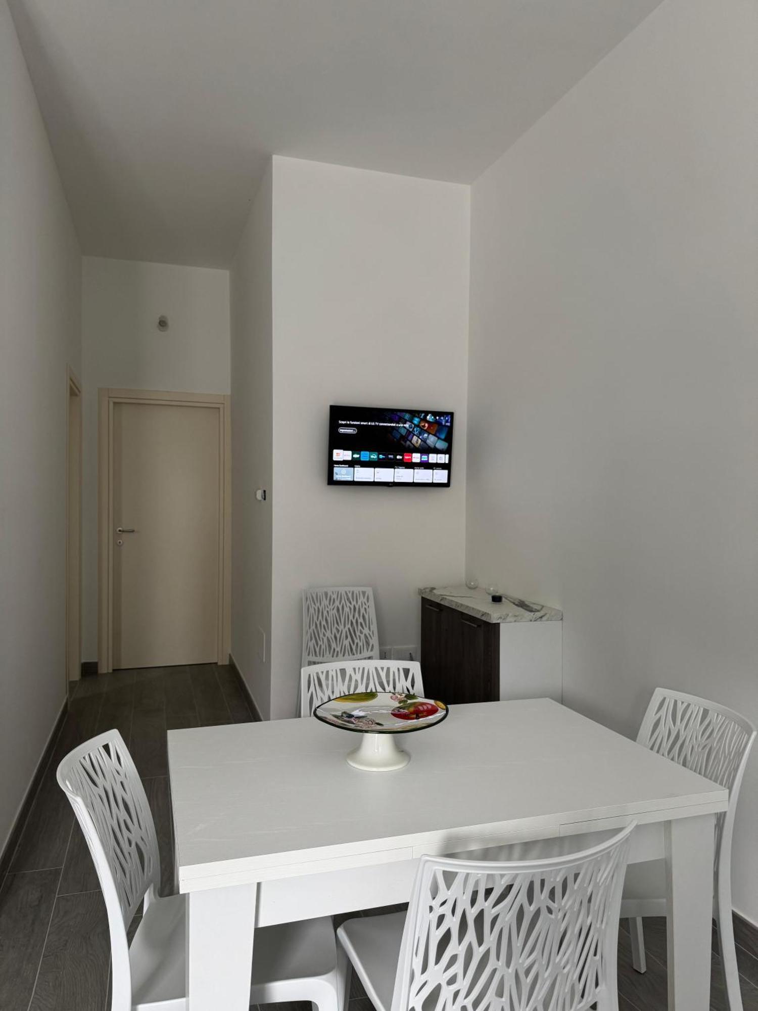 Moon Valley Holiday Home Lauria Inferiore Bagian luar foto