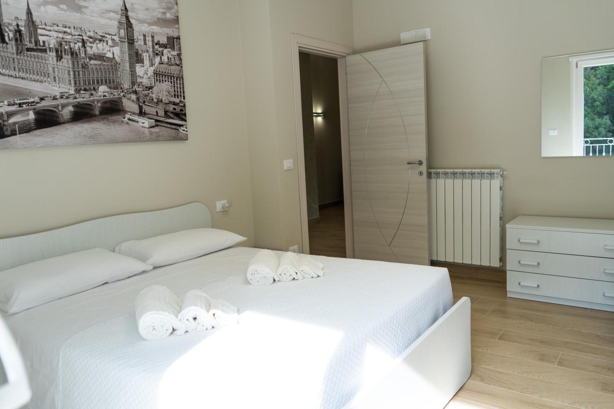 Moon Valley Holiday Home Lauria Inferiore Bagian luar foto
